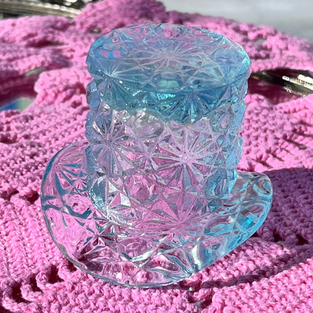 Vintage Fenton Light Blue Glass, Daisy and Button Pattern, Top Hat, Mini Vase